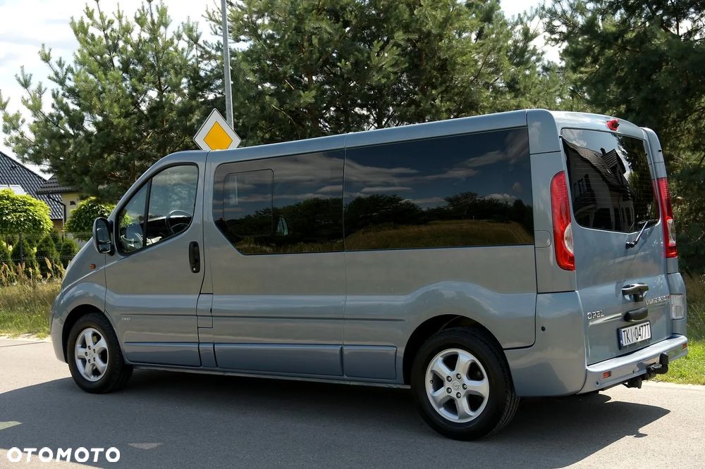 Opel Vivaro - 9