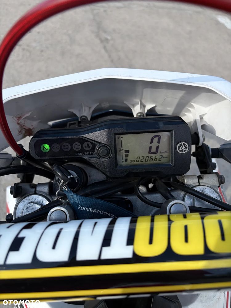 Yamaha WR - 13