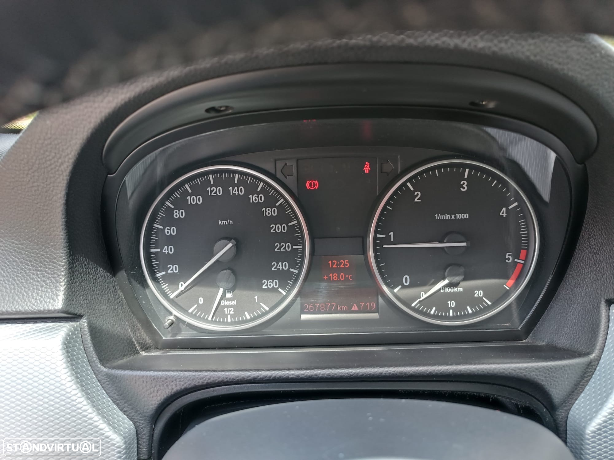 BMW 320 d Sport - 14