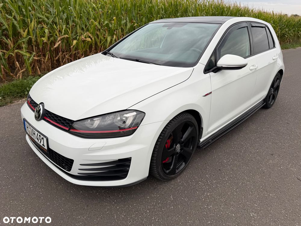 Volkswagen Golf GTI BlueMotion Technology DSG - 4