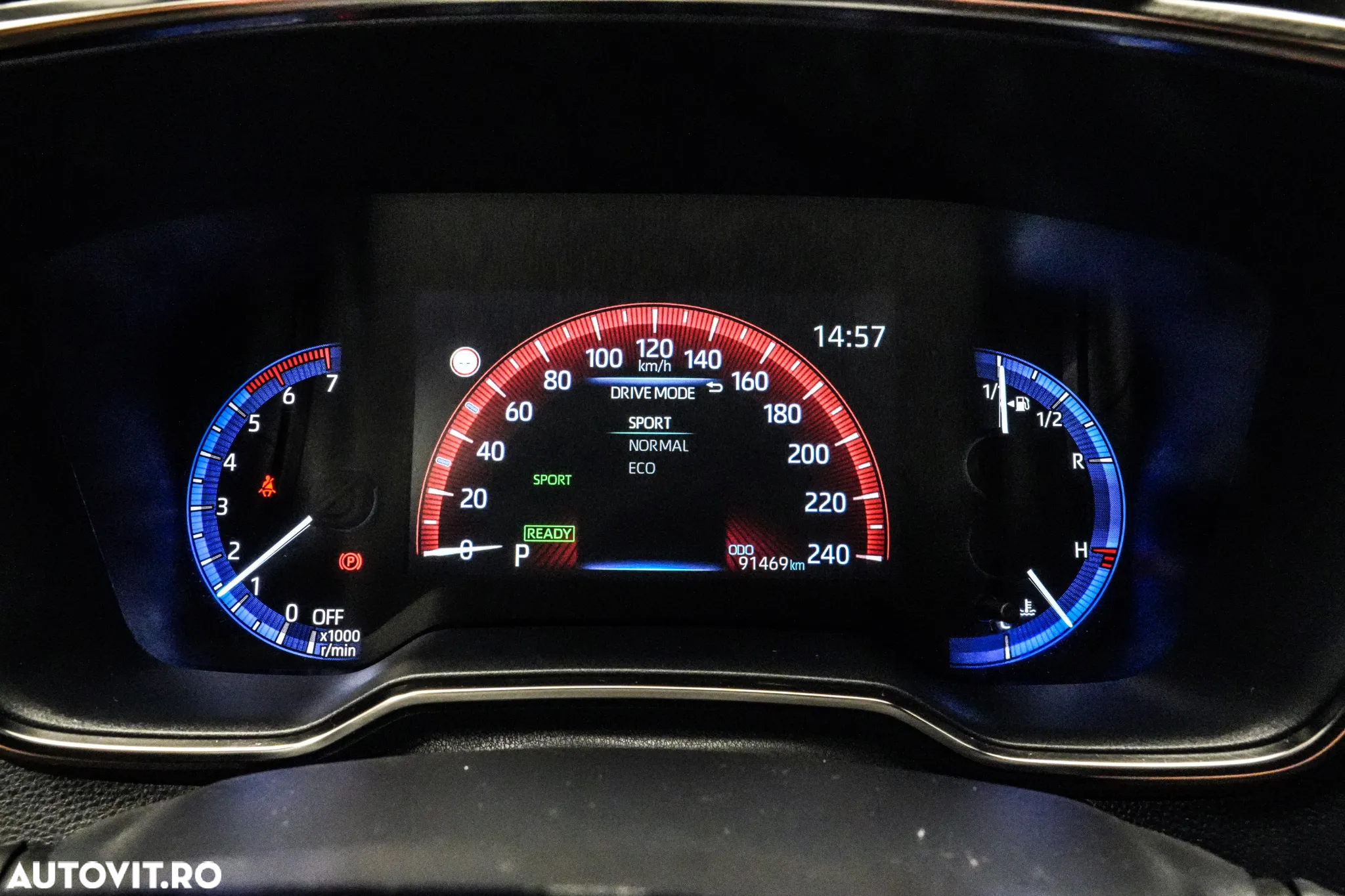Toyota Corolla 1.8 HSD Dynamic - 22