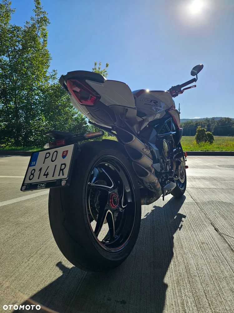 MV AGUSTA Brutale - 7