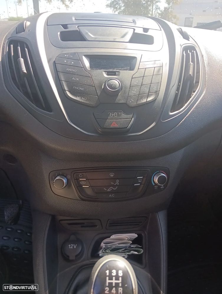 Ford Transit Courier - 5