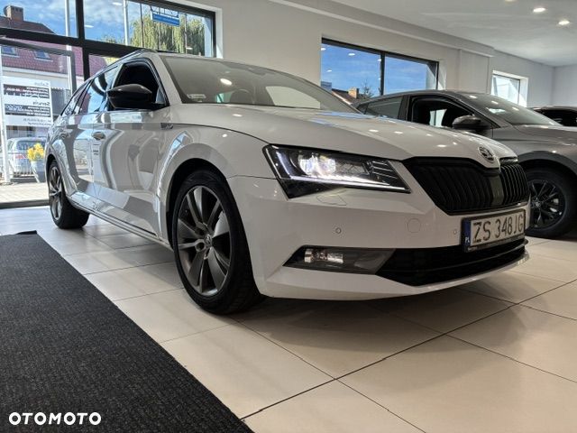 Skoda Superb 2.0 TSI Sportline DSG - 8