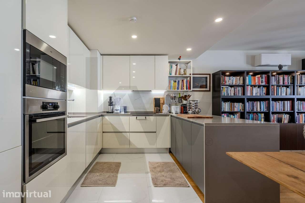 Apartamento T2 Moderno e Mobilado em Santos, Lisboa - Grande imagem: 2/32