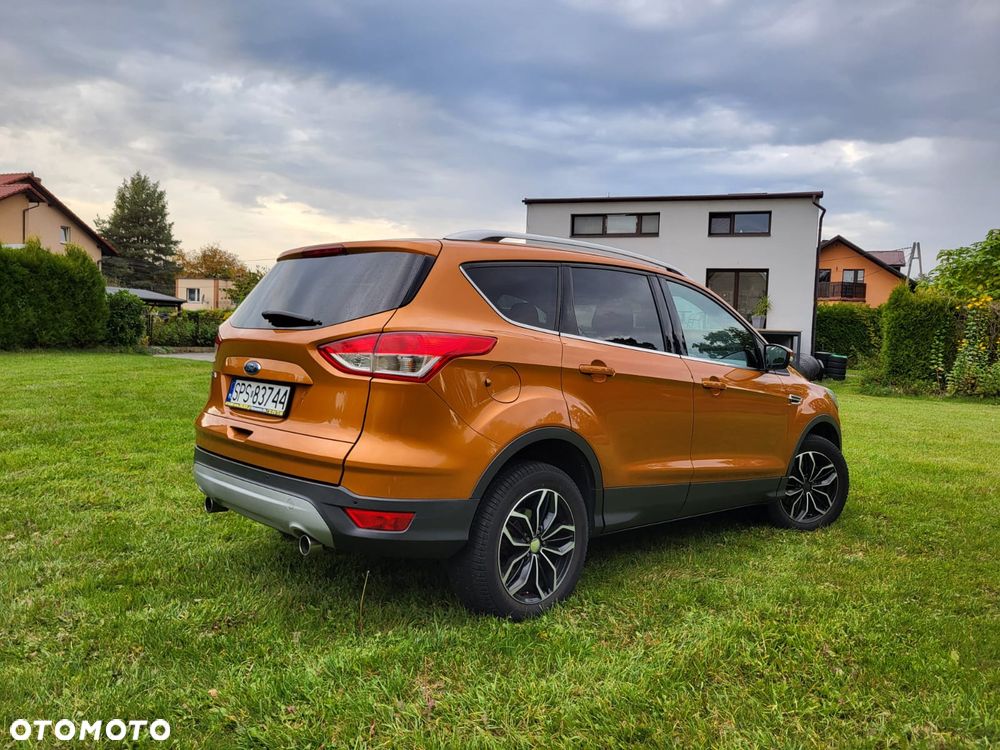 Ford Kuga - 10