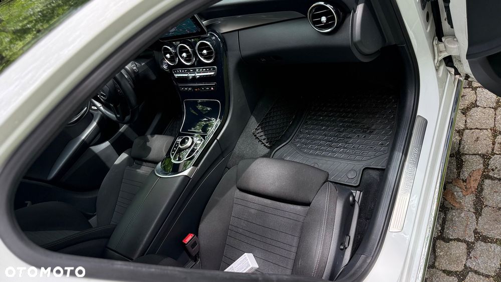 Mercedes-Benz Klasa C 160 Business Edition 9G-TRONIC - 7