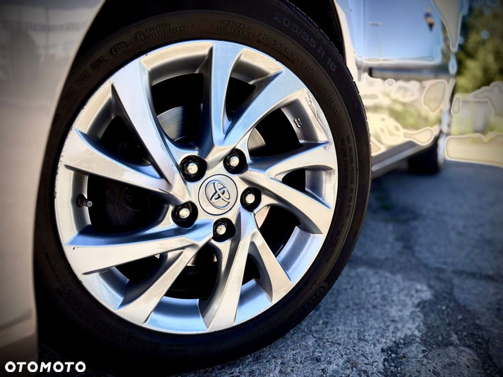 Toyota Auris 1.6 Comfort - 3