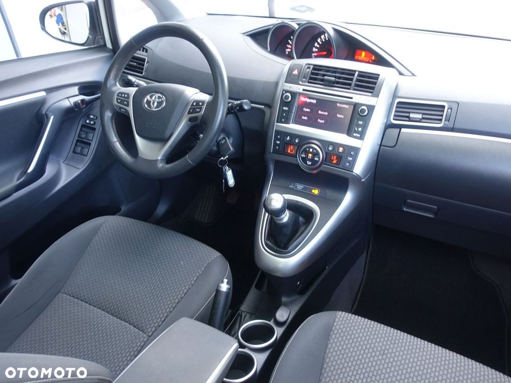 Toyota Verso 1.6 Active - 10