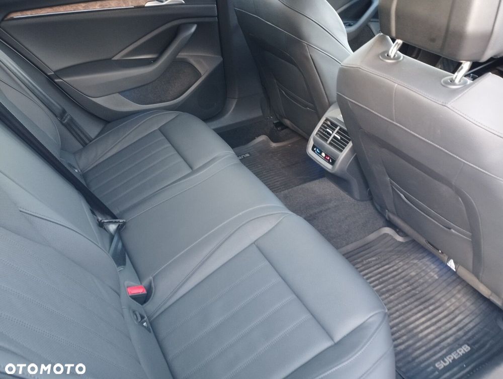 Skoda Superb 2.0 TSI 4x4 L&K DSG - 28
