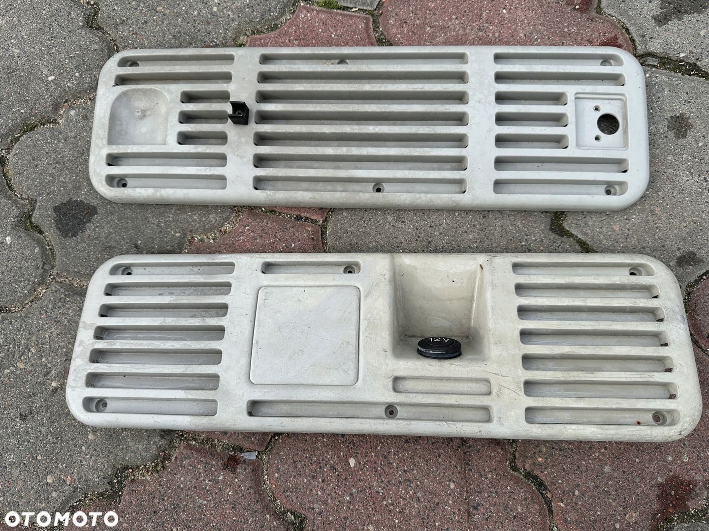 Nakładka Plastik Wnętrze Iveco Stralis Hi-Way 504020778 504020776 - 1