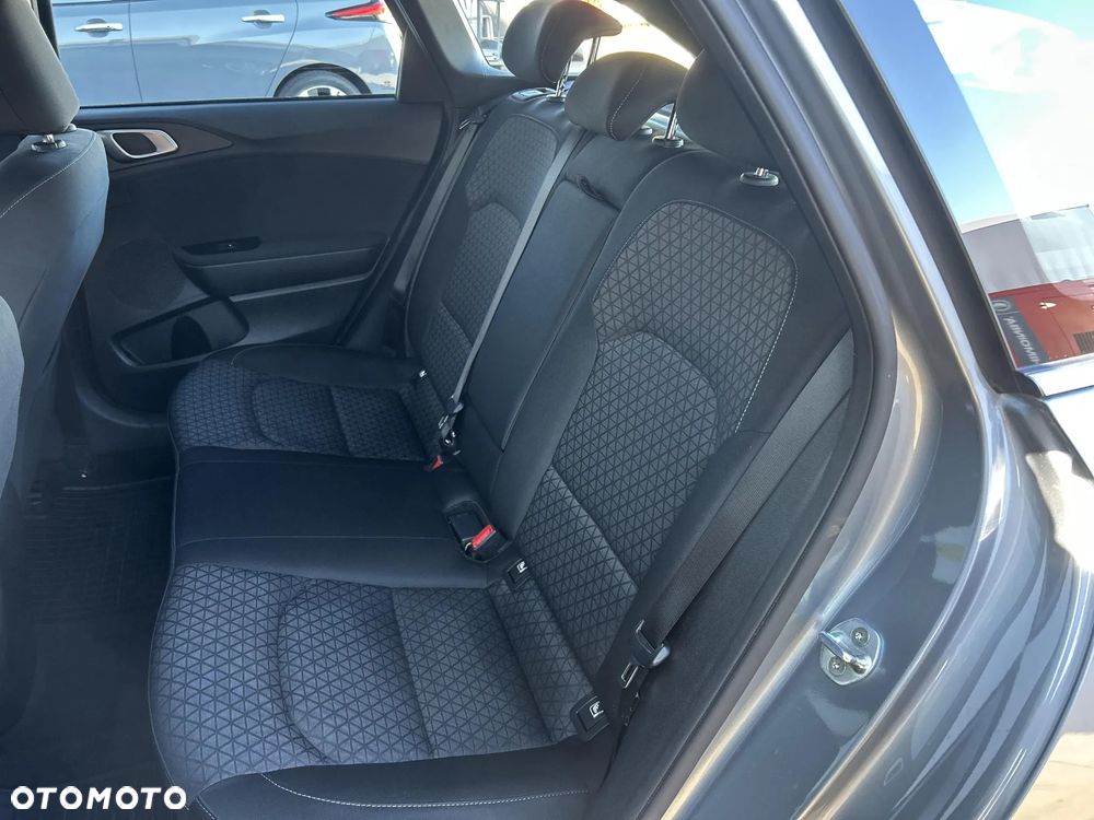 Kia Ceed 1.5 T-GDI M DCT - 26