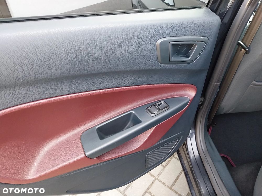 Ford Fiesta 1.25 Platinium X EU5 - 15