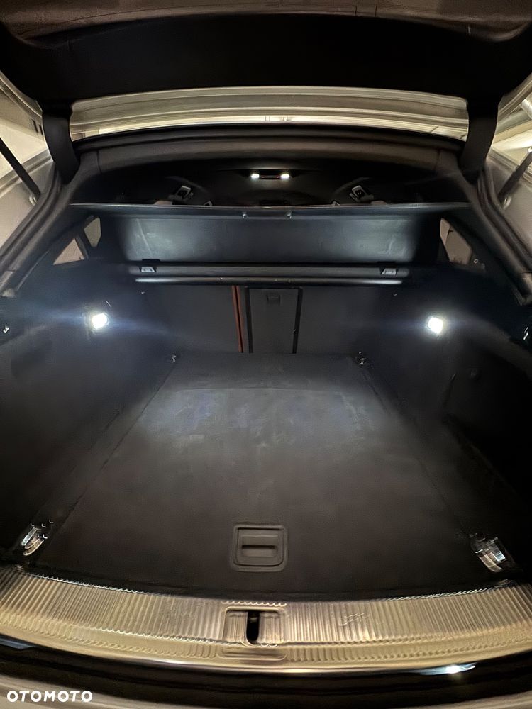 Audi A4 Avant 2.0 TFSI quattro Ambition - 11