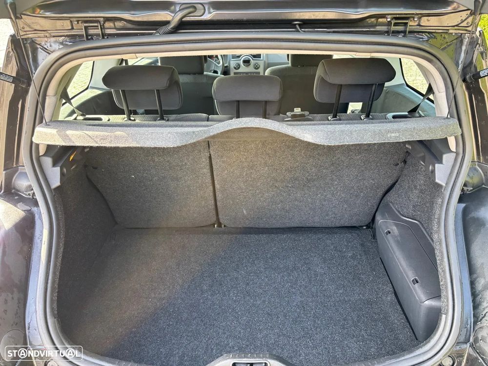 Renault Mégane 1.5 dCi Dynamique - 15