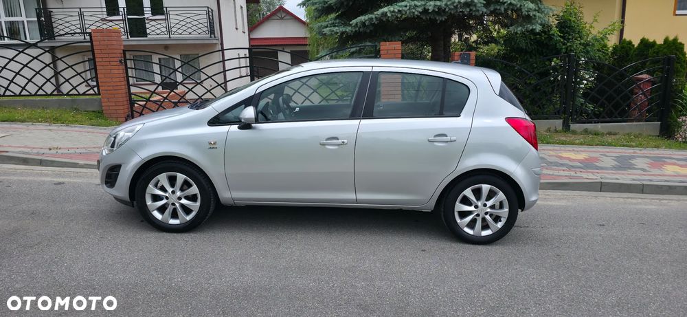 Opel Corsa 1.2 16V Navi - 16