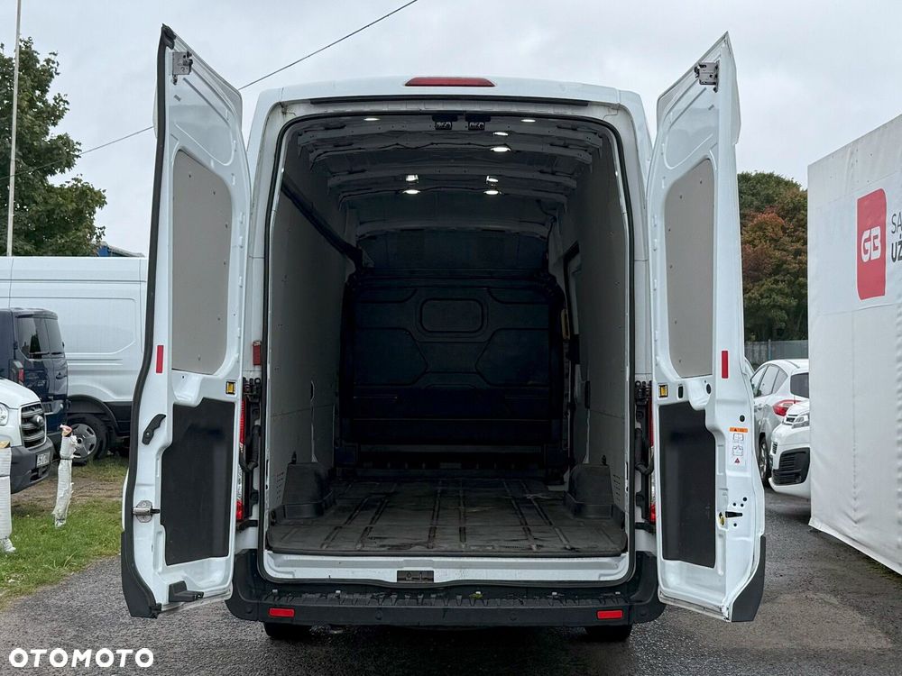 Ford transit TREND 350 L4 RWD - 8