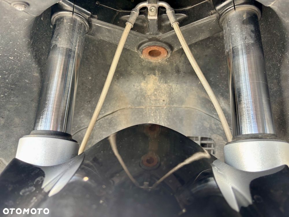 Aprilia SRV 850 - 12