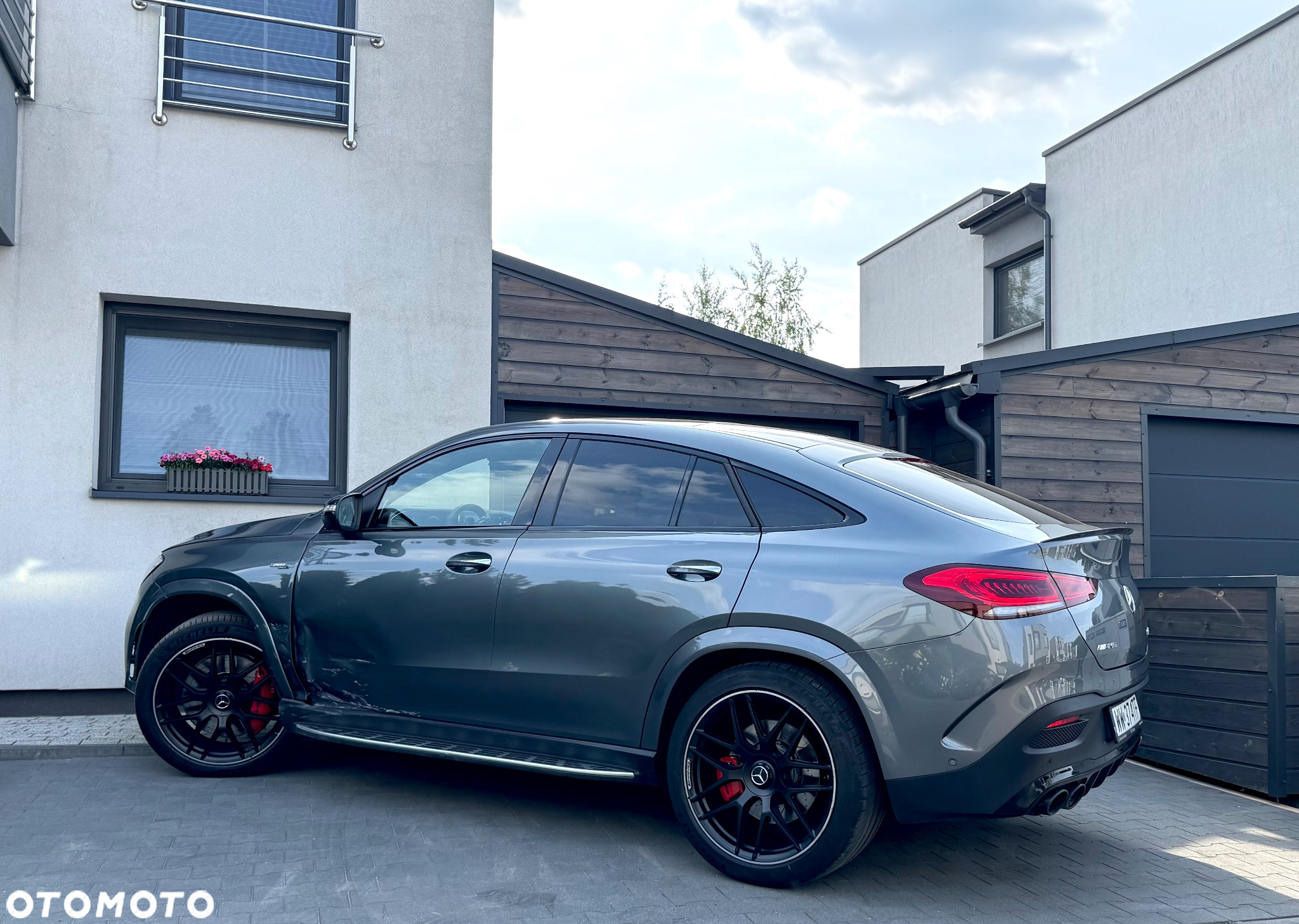 Mercedes-Benz GLE - 16