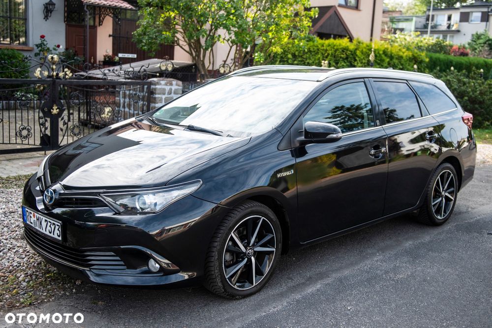 Toyota Auris - 2
