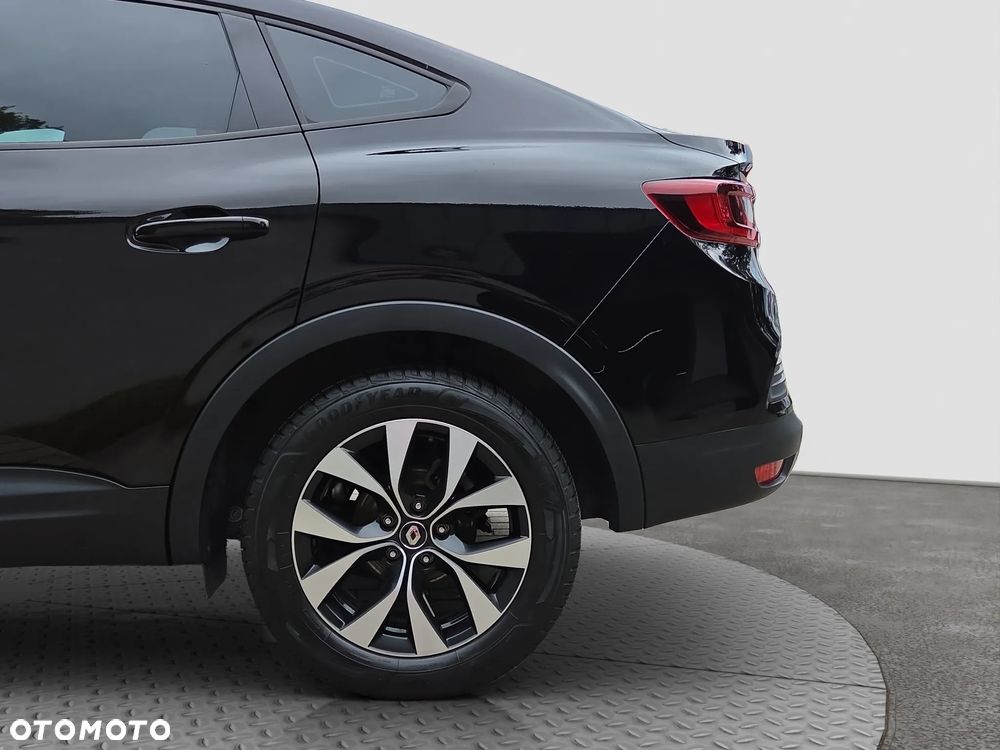 Renault Arkana 1.6 E-TECH Zen MMT - 27