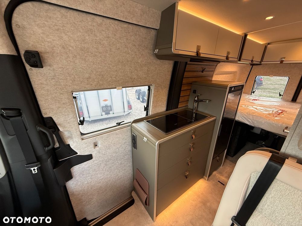 Hymer-Eriba GRAND CANYON S 600 4x4 - 16
