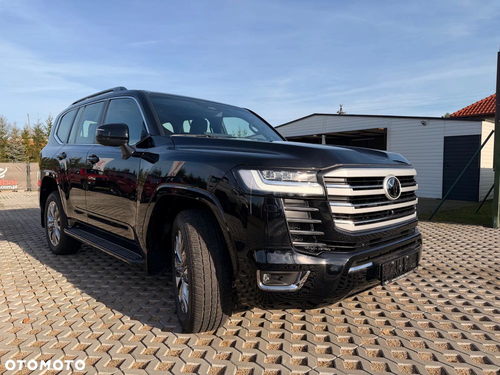 Toyota Land Cruiser - 2