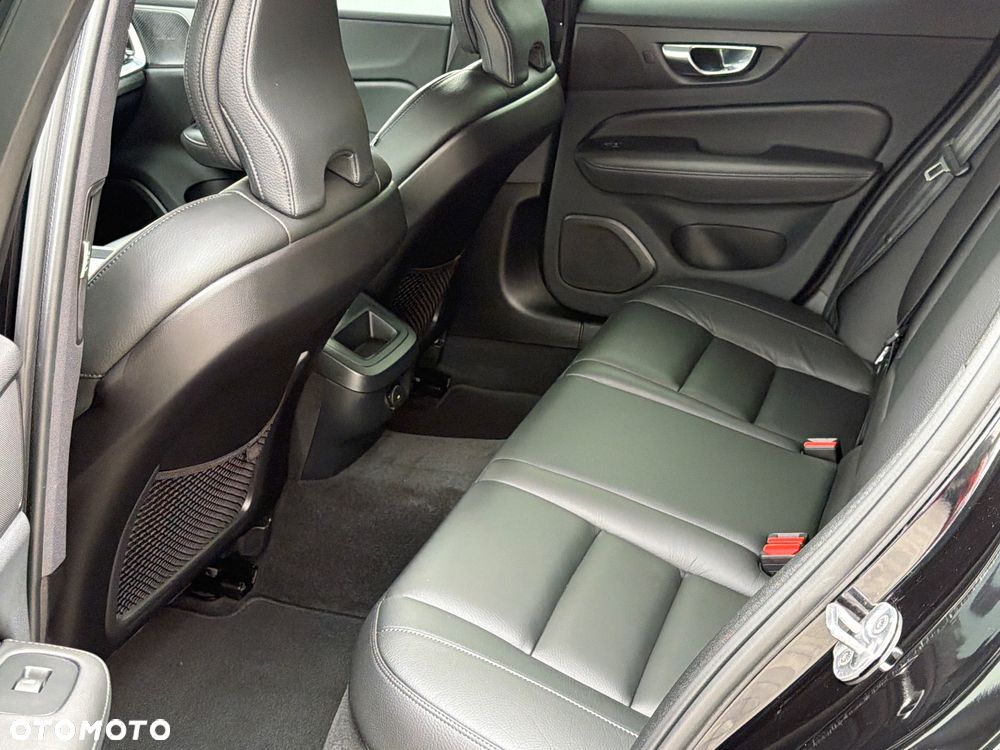 Volvo S60 B4 B Geartronic RDesign - 37