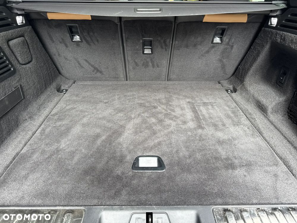 Land Rover Range Rover Sport S 3.0 D300 mHEV Dynamic HSE - 19