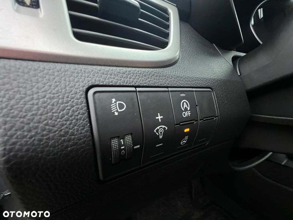 Hyundai i30 blue 1.6 GDI Trend - 22