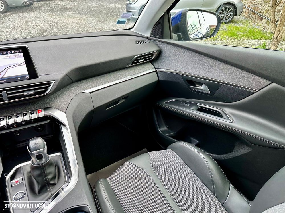 Peugeot 3008 1.5 BlueHDi Allure - 10