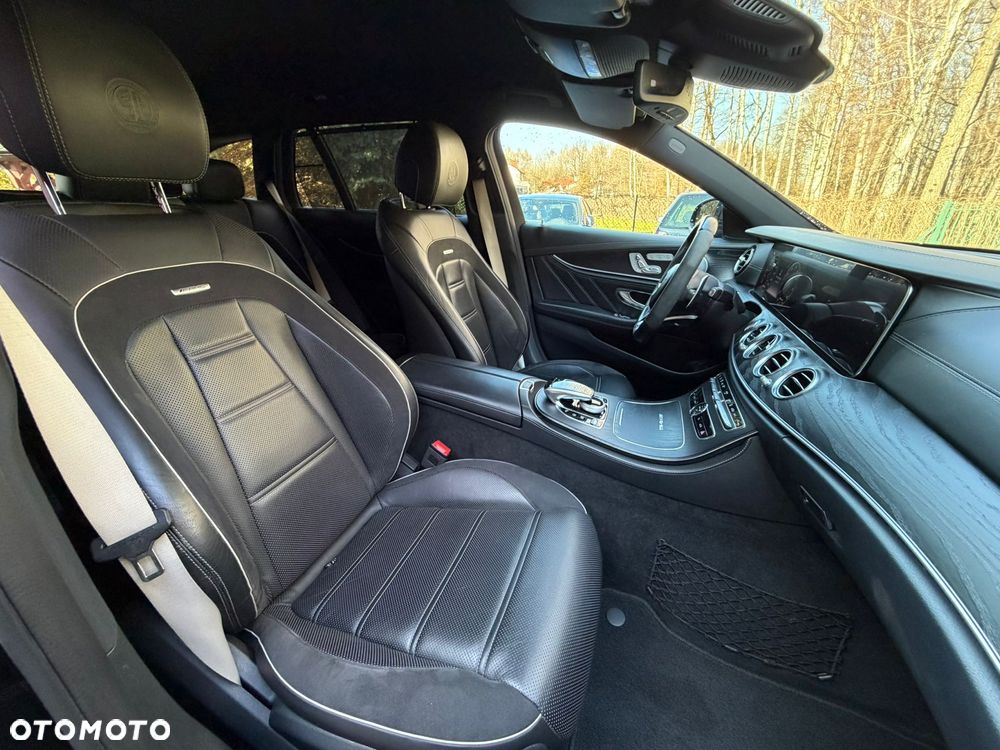 Mercedes-Benz Klasa E AMG 63 S 4Matic+ 9G-TRONIC - 4