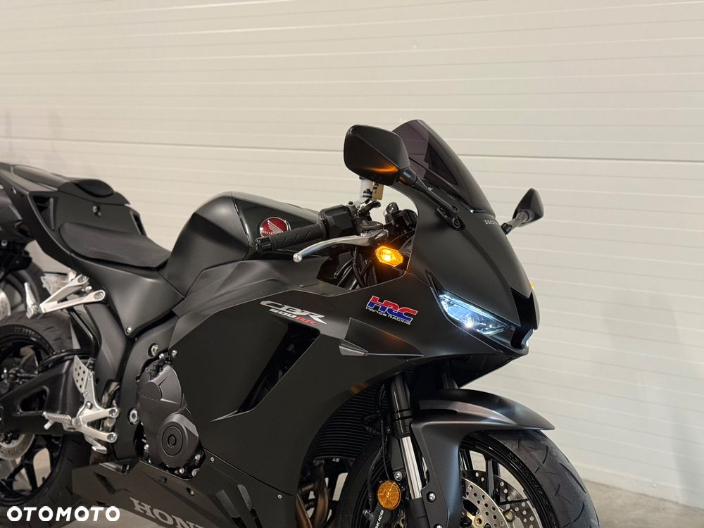 Honda CBR - 8