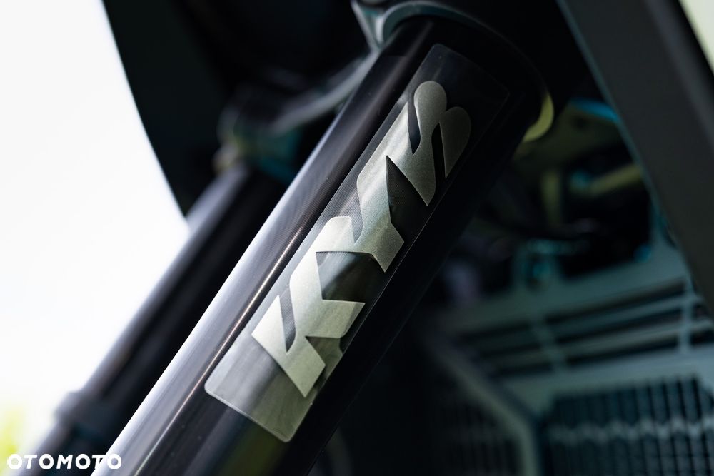 CFMoto MT - 21