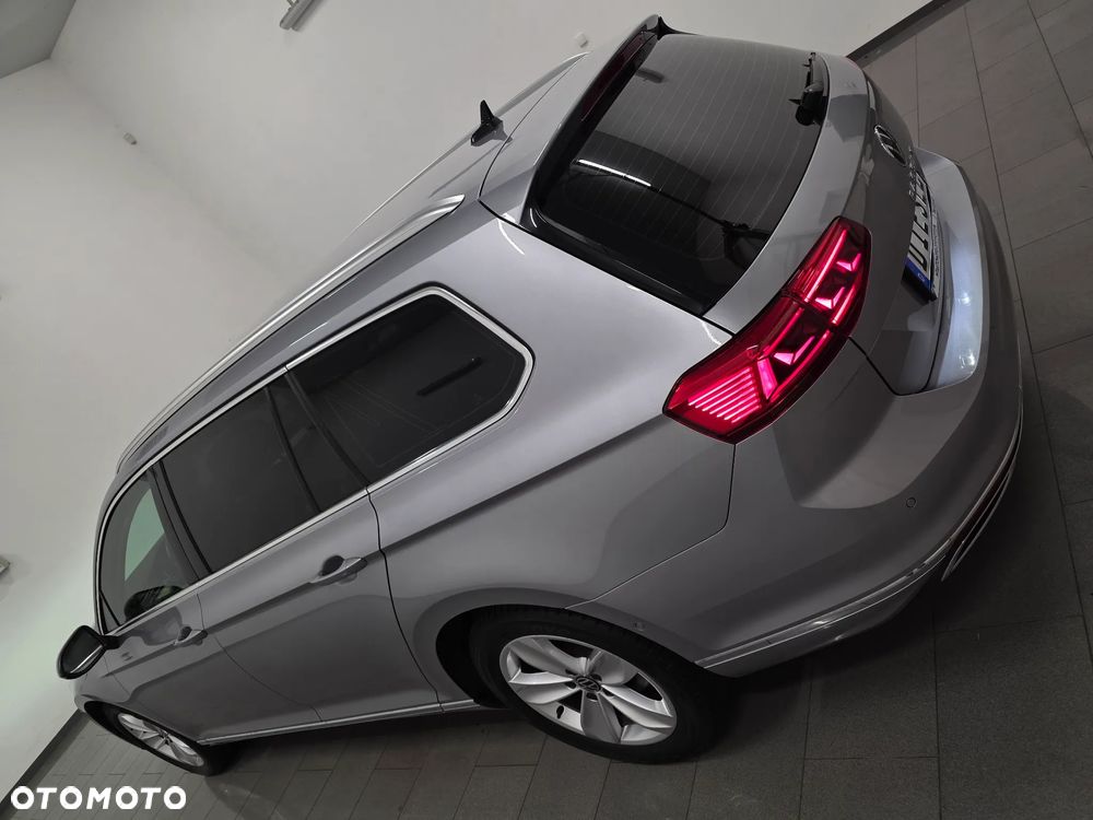 Volkswagen Passat - 34