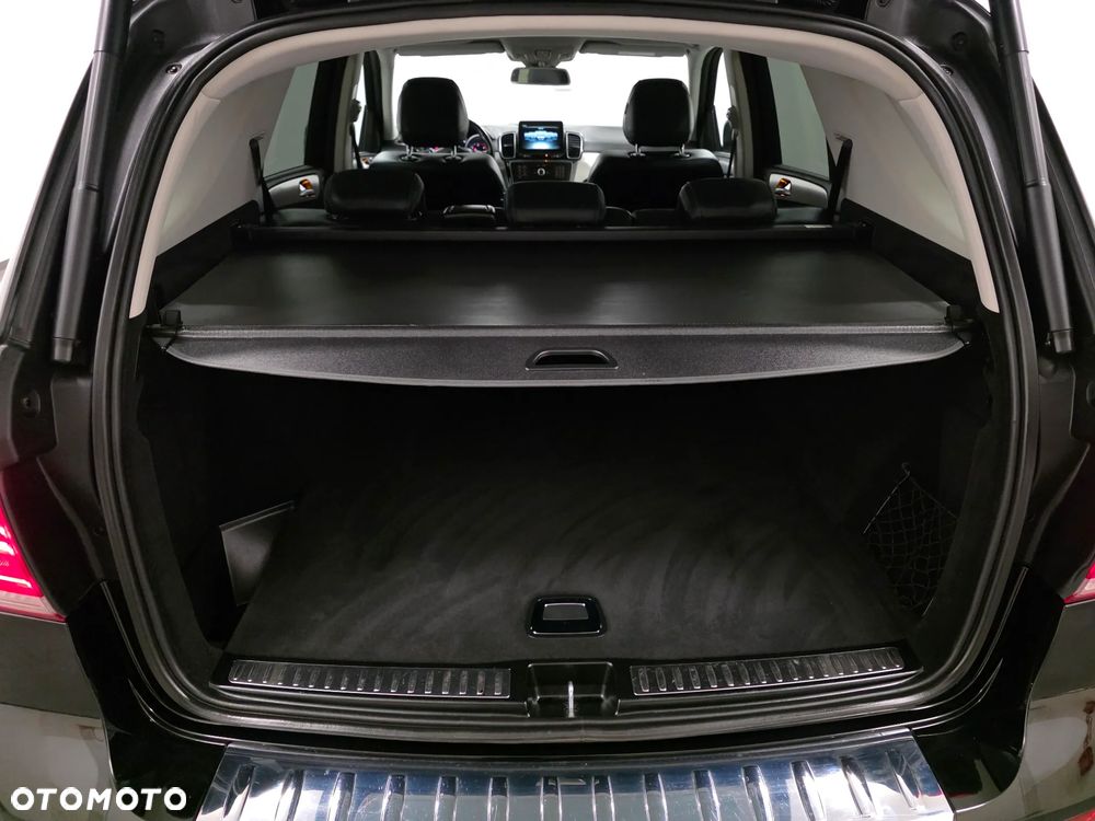 Mercedes-Benz GLE 250 d 4Matic 9G-TRONIC AMG Line - 26