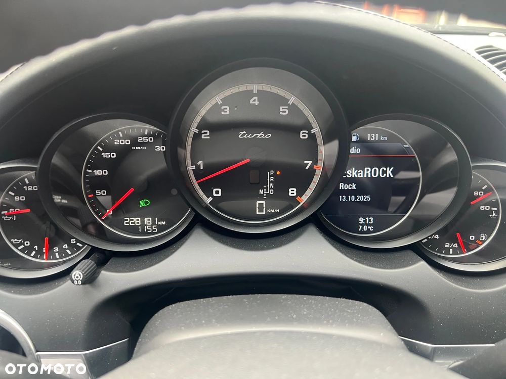Porsche Cayenne Turbo - 9