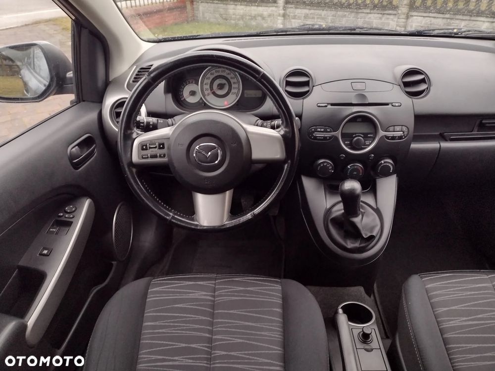 Mazda 2 1.3 MZR Active - 20