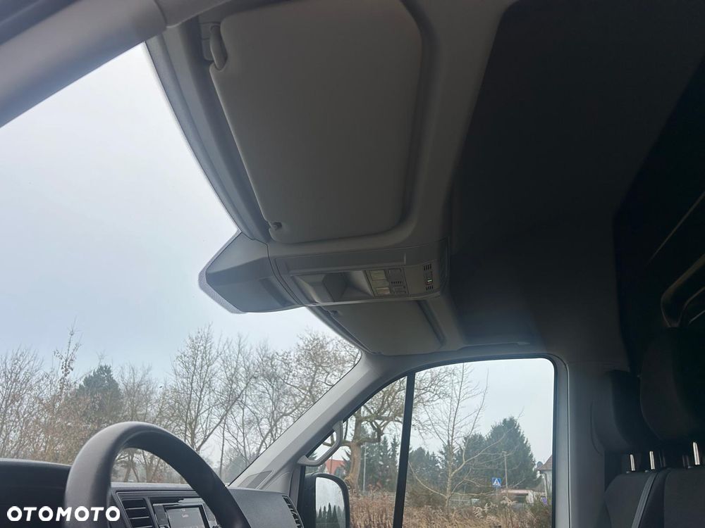 Volkswagen Crafter - 28