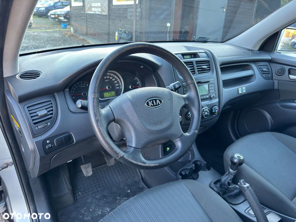 Kia Sportage 2.0 Tour 2WD - 16