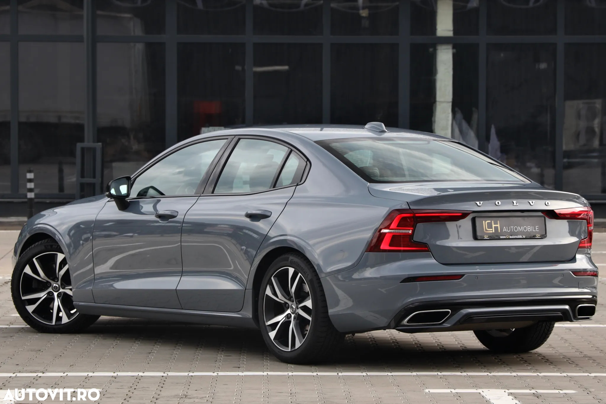 Volvo S60 T4 Geartronic RDesign - 3