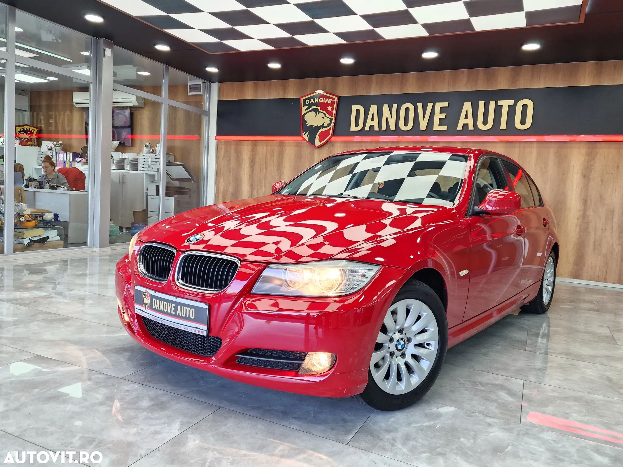 BMW Seria 3 316i - 1
