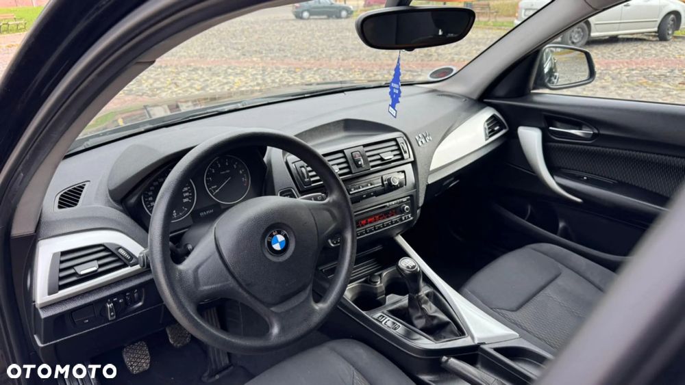 BMW Seria 1 114i - 7