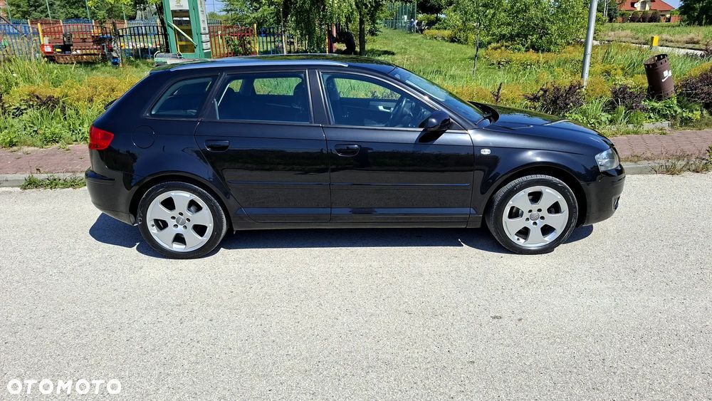 Audi A3 Sportback 1.6 Ambition - 17