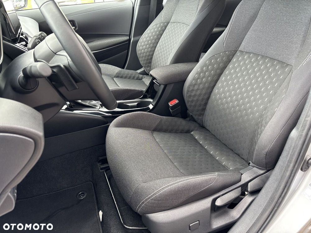 Toyota Corolla 2.0 Hybrid Comfort - 8