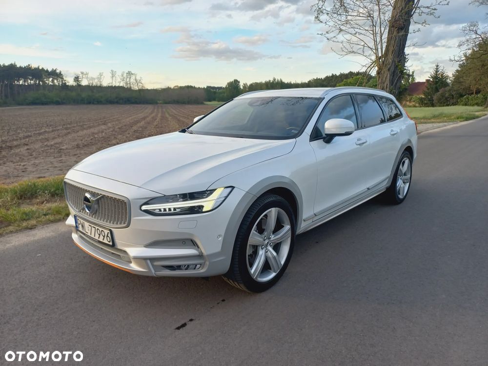Volvo V90 - 1