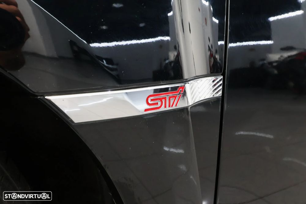 Subaru Impreza 2.5 WRX STi - 12