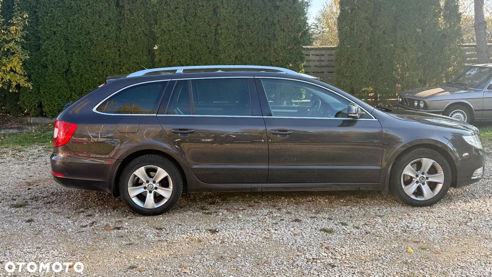 Skoda Superb 1.6 TDI Ambition Greenline - 16