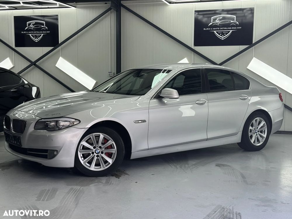 BMW Seria 5 525d Sport-Aut. - 11