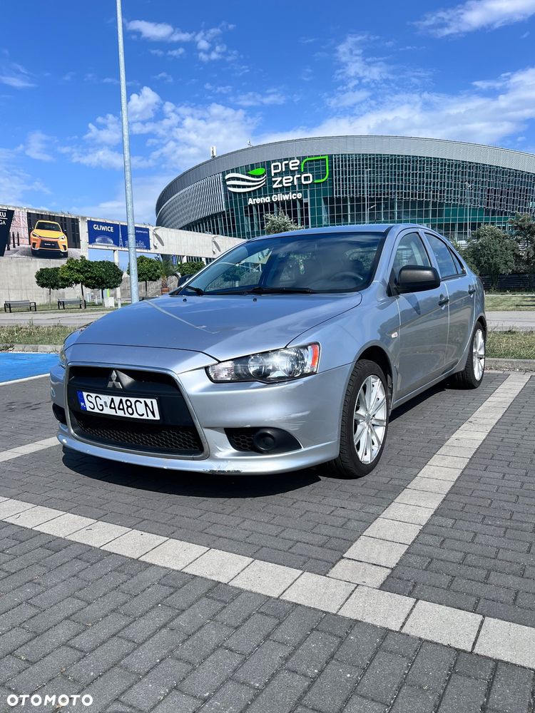 Mitsubishi Lancer 1.8 Invite - 3
